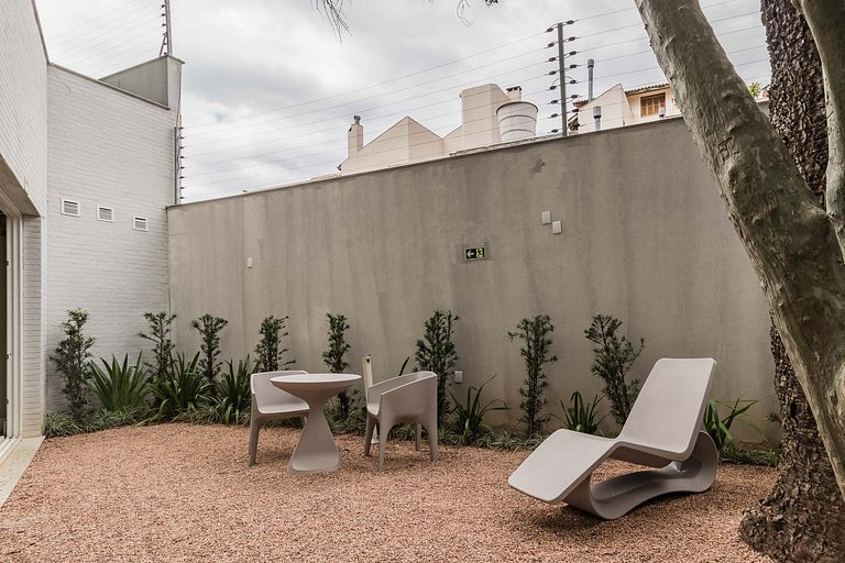 Apartamento mobiliado próximo Hosp Clínicas