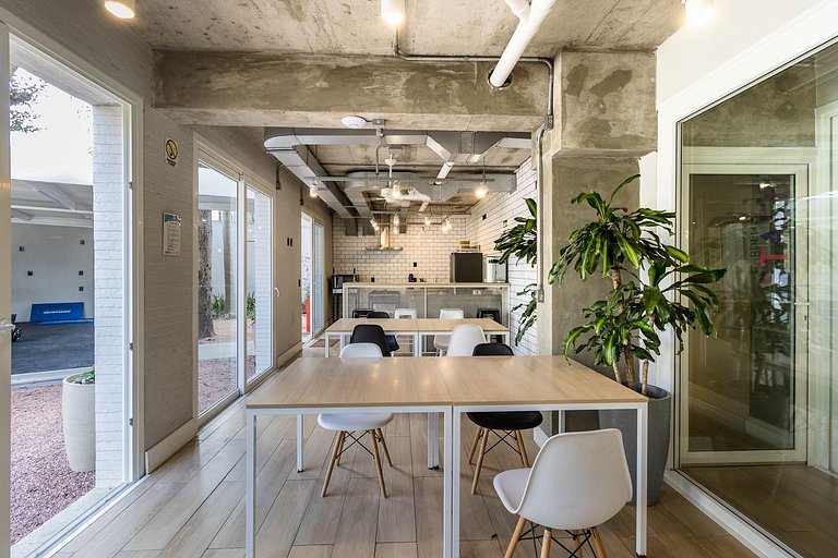 Apartamento mobiliado próximo Hosp Clínicas