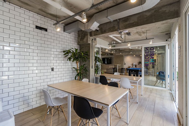 Apartamento mobiliado próximo Hosp Clínicas